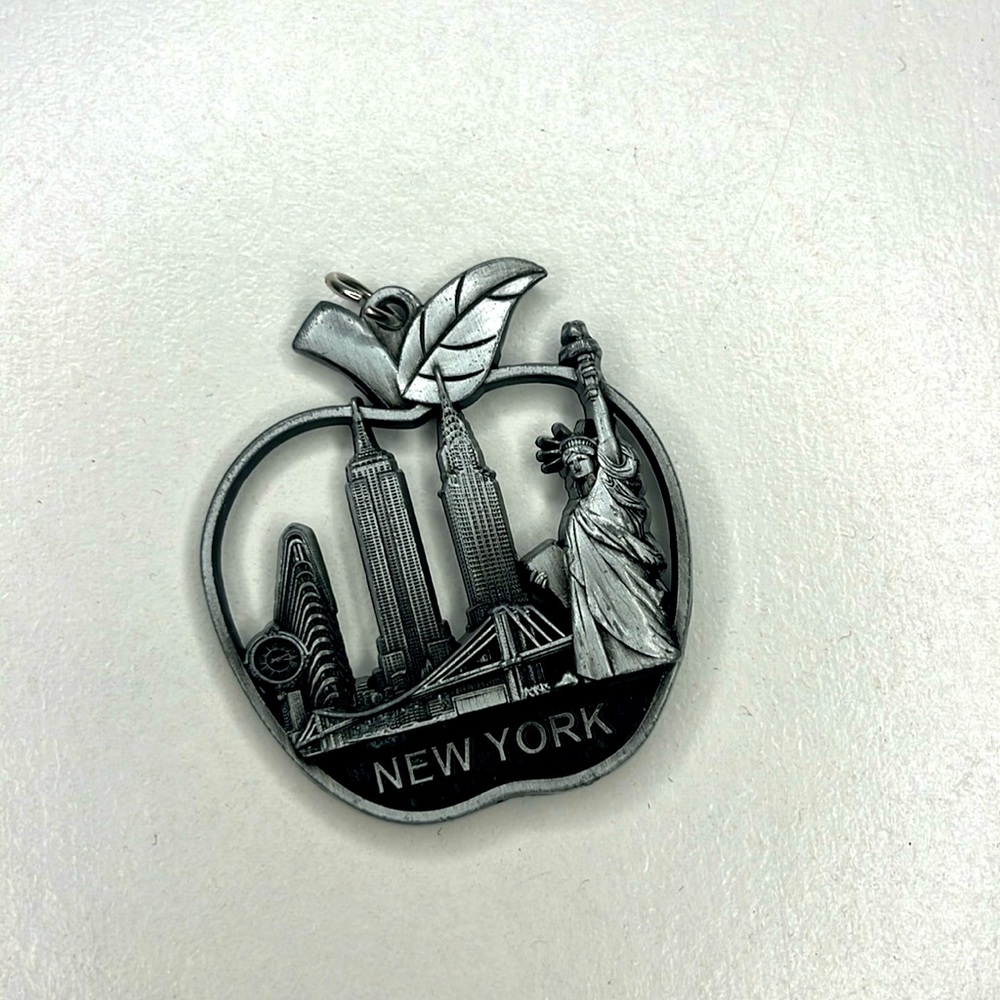 New York “Big Apple” Charm